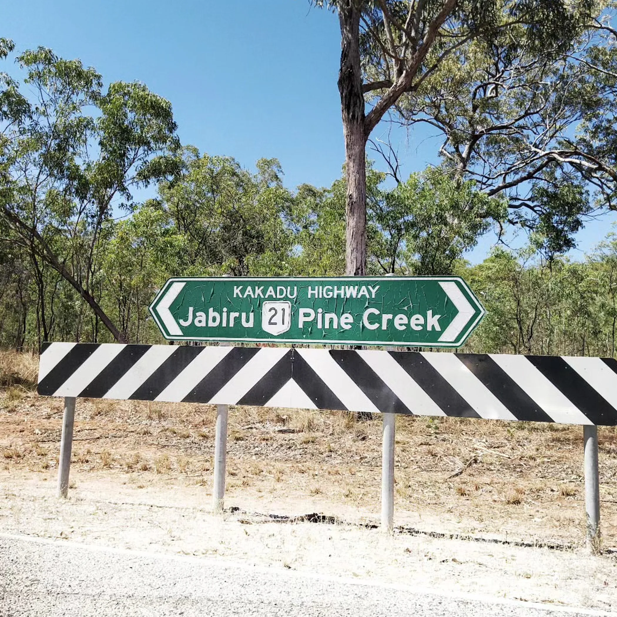 kakadu highway road sign